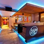 Partyhouse Harakiri Different 60 Seconds To Mountains! Free Parking! Self Check-in Lodge Mayrhofen