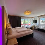 Partyhouse Harakiri Different 60 Seconds To Mountains! Free Parking! Self Check-in *