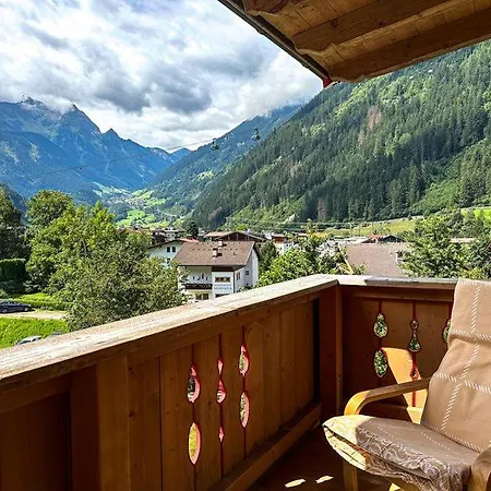 بيت خشبي Partyhouse Harakiri Different 60 Seconds To Mountains! Free Parking! Self Check-in *