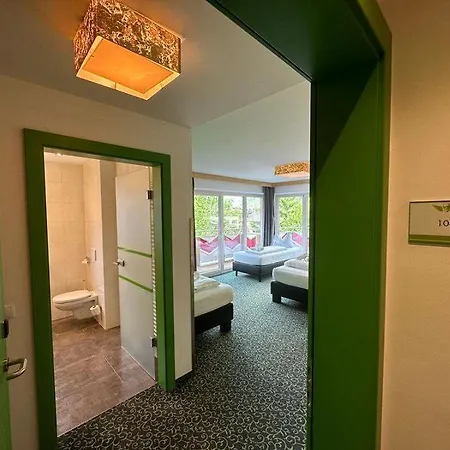 Partyhouse Harakiri Different 60 Seconds To Mountains! Free Parking! Self Check-in * 迈尔霍芬