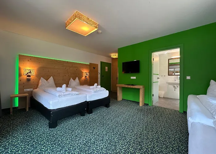 Partyhouse Harakiri Different 60 Seconds To Mountains! Free Parking! Self Check-in Chata Mayrhofen