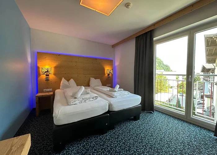 Partyhouse Harakiri Different 60 Seconds To Mountains! Free Parking! Self Check-in