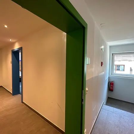 Partyhouse Harakiri Different 60 Seconds To Mountains! Free Parking! Self Check-in Mayrhofen