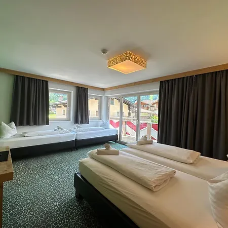 Partyhouse Harakiri Different 60 Seconds To Mountains! Free Parking! Self Check-in Mayrhofen