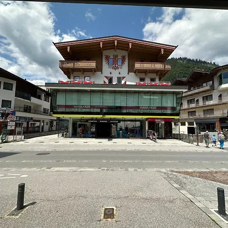 Partyhouse Harakiri Different 60 Seconds To Mountains! Free Parking! Self Check-in * Майргофен